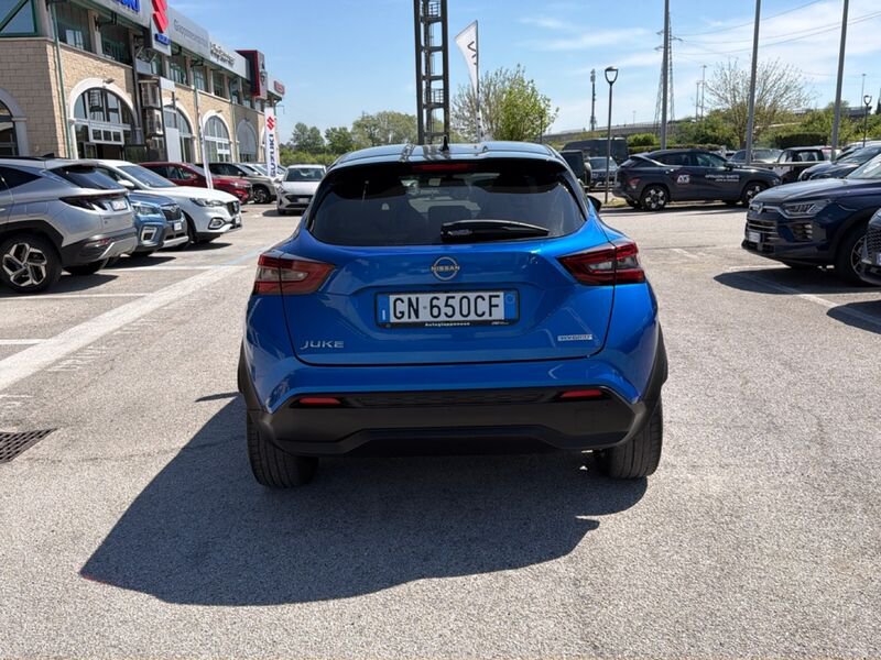 https://cdn-dk.caraffinity.it/dealer/datafiles/vehicle/images/800/967/IIo0t7belh1op1sV.jpg?opacity=0&size=20&position=TOP_RIGHT&border=8&watermark=%2Fdealer%2Fdatafiles%2Fvehicle%2Fimages%2Fwatermark%2F967%2Fc508bea0-816d-49ea-a20c-ad89ecd61836.png