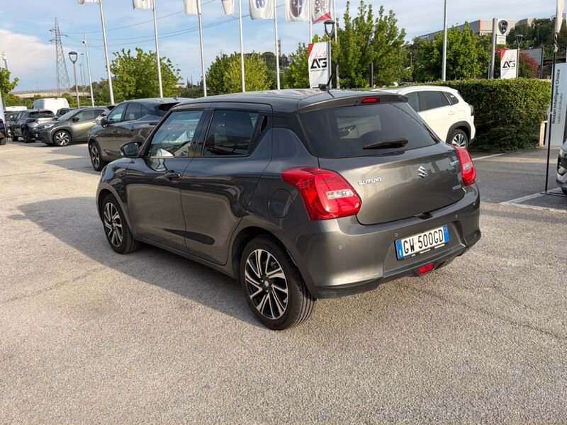 https://cdn-dk.caraffinity.it/dealer/datafiles/vehicle/images/800/967/J2hb6NI6OaEzLdVV.jpg?opacity=0&size=20&position=TOP_RIGHT&border=8&watermark=%2Fdealer%2Fdatafiles%2Fvehicle%2Fimages%2Fwatermark%2F967%2Fc508bea0-816d-49ea-a20c-ad89ecd61836.png