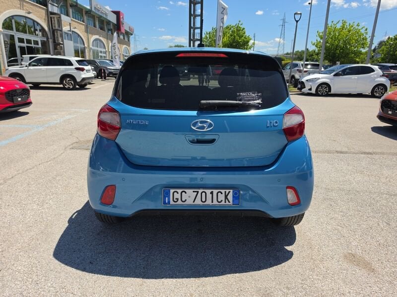 https://cdn-dk.caraffinity.it/dealer/datafiles/vehicle/images/800/967/KRBvJj08ne9VmrGp.jpg?opacity=0&size=20&position=TOP_RIGHT&border=8&watermark=%2Fdealer%2Fdatafiles%2Fvehicle%2Fimages%2Fwatermark%2F967%2Fc508bea0-816d-49ea-a20c-ad89ecd61836.png