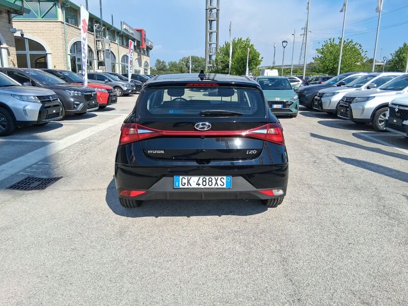 https://cdn-dk.caraffinity.it/dealer/datafiles/vehicle/images/800/967/MiNIDNEApFMOQBZ3.jpg?opacity=0&size=20&position=TOP_RIGHT&border=8&watermark=%2Fdealer%2Fdatafiles%2Fvehicle%2Fimages%2Fwatermark%2F967%2Fc508bea0-816d-49ea-a20c-ad89ecd61836.png