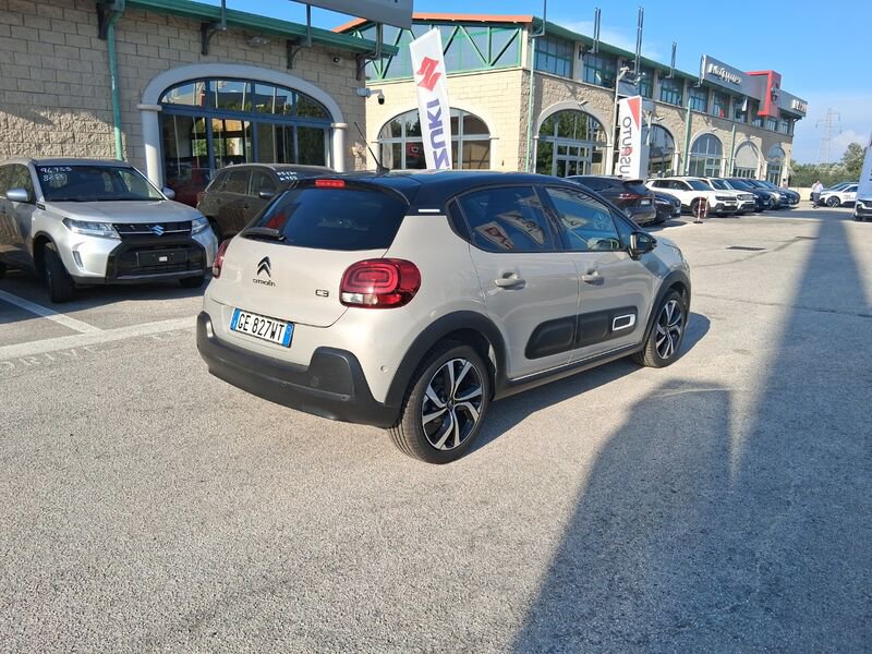 https://cdn-dk.caraffinity.it/dealer/datafiles/vehicle/images/800/967/N7Jij56nt34pE10K.jpg?opacity=0&size=20&position=TOP_RIGHT&border=8&watermark=%2Fdealer%2Fdatafiles%2Fvehicle%2Fimages%2Fwatermark%2F967%2Fc508bea0-816d-49ea-a20c-ad89ecd61836.png