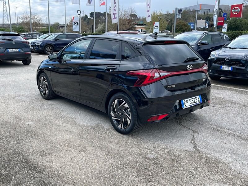 https://cdn-dk.caraffinity.it/dealer/datafiles/vehicle/images/800/967/OVUjWKlC8q848vkN.jpg?opacity=0&size=20&position=TOP_RIGHT&border=8&watermark=%2Fdealer%2Fdatafiles%2Fvehicle%2Fimages%2Fwatermark%2F967%2Fc508bea0-816d-49ea-a20c-ad89ecd61836.png