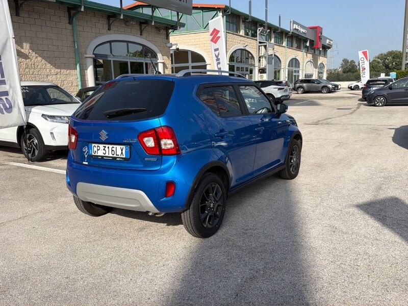 https://cdn-dk.caraffinity.it/dealer/datafiles/vehicle/images/800/967/P9AnA1POqK9cnfDS.jpg?opacity=0&size=20&position=TOP_RIGHT&border=8&watermark=%2Fdealer%2Fdatafiles%2Fvehicle%2Fimages%2Fwatermark%2F967%2Fc508bea0-816d-49ea-a20c-ad89ecd61836.png