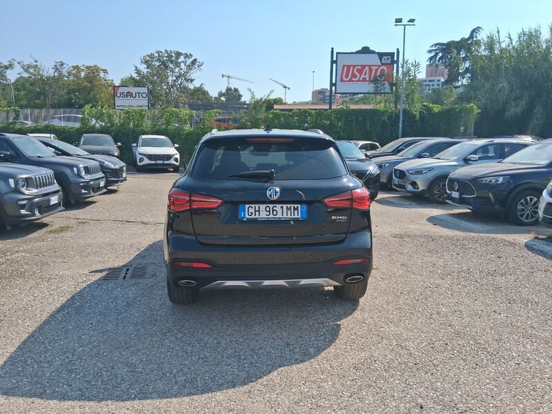 https://cdn-dk.caraffinity.it/dealer/datafiles/vehicle/images/800/967/Pt4voGGrZ8agTrFE.jpg?opacity=0&size=20&position=TOP_RIGHT&border=8&watermark=%2Fdealer%2Fdatafiles%2Fvehicle%2Fimages%2Fwatermark%2F967%2Fc508bea0-816d-49ea-a20c-ad89ecd61836.png
