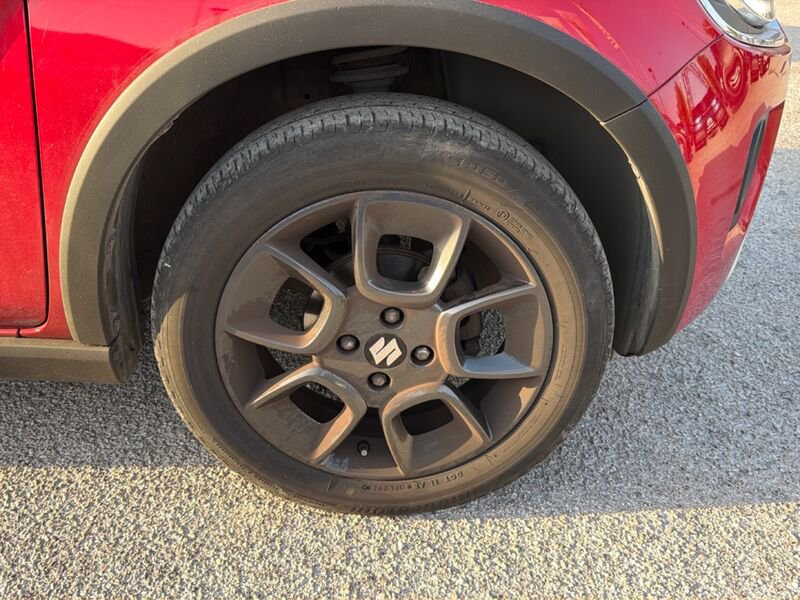 https://cdn-dk.caraffinity.it/dealer/datafiles/vehicle/images/800/967/RVpC1UrrhPEjgdTU.jpg?opacity=0&size=20&position=TOP_RIGHT&border=8&watermark=%2Fdealer%2Fdatafiles%2Fvehicle%2Fimages%2Fwatermark%2F967%2Fc508bea0-816d-49ea-a20c-ad89ecd61836.png