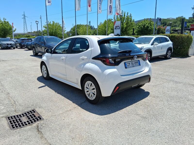 https://cdn-dk.caraffinity.it/dealer/datafiles/vehicle/images/800/967/RrEHJPSoeRWwOLno.jpg?opacity=0&size=20&position=TOP_RIGHT&border=8&watermark=%2Fdealer%2Fdatafiles%2Fvehicle%2Fimages%2Fwatermark%2F967%2Fc508bea0-816d-49ea-a20c-ad89ecd61836.png