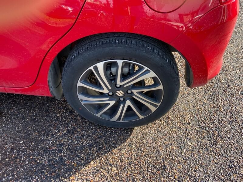 https://cdn-dk.caraffinity.it/dealer/datafiles/vehicle/images/800/967/SEig7ygBmAB7POEk.jpg?opacity=100&size=16&position=CENTER_RIGHT&border=8&watermark=%2Fdealer%2Fdatafiles%2Fvehicle%2Fimages%2Fwatermark%2F967%2Fc508bea0-816d-49ea-a20c-ad89ecd61836.png