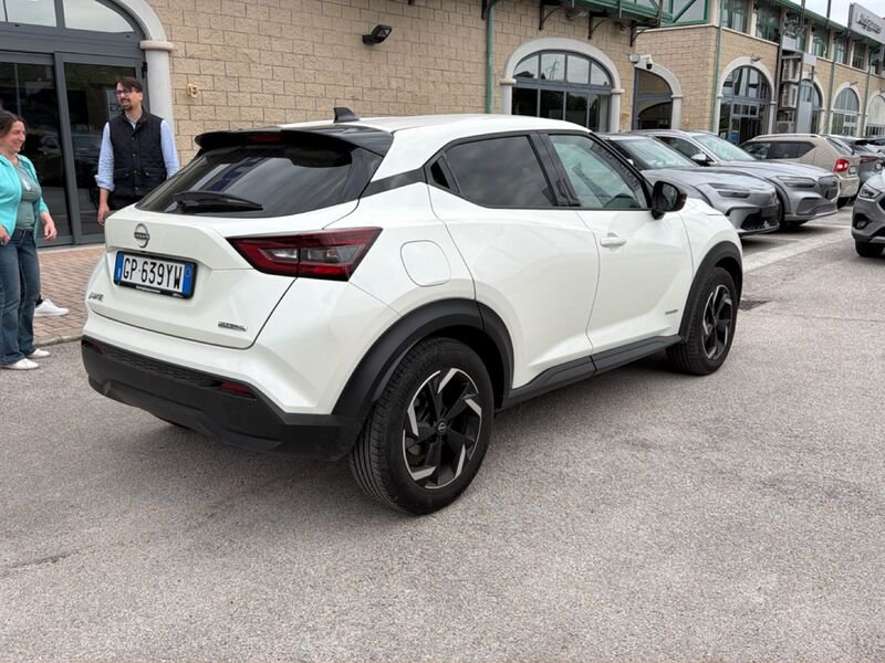 https://cdn-dk.caraffinity.it/dealer/datafiles/vehicle/images/800/967/TVgfy07FJH4EzUMP.jpg?opacity=0&size=20&position=TOP_RIGHT&border=8&watermark=%2Fdealer%2Fdatafiles%2Fvehicle%2Fimages%2Fwatermark%2F967%2Fc508bea0-816d-49ea-a20c-ad89ecd61836.png