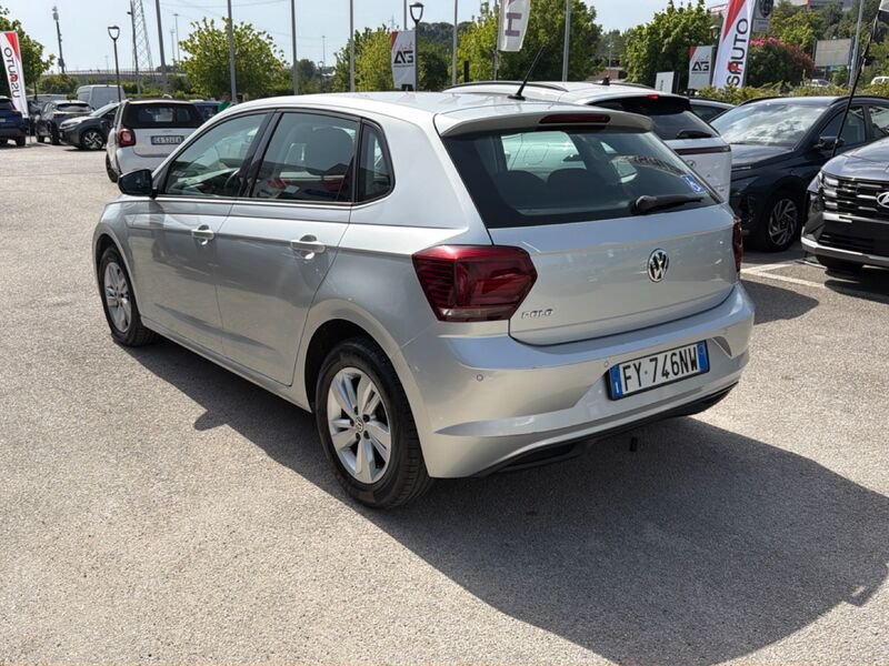 https://cdn-dk.caraffinity.it/dealer/datafiles/vehicle/images/800/967/UdeAZzVRkpFVQnGB.jpg?opacity=0&size=20&position=TOP_RIGHT&border=8&watermark=%2Fdealer%2Fdatafiles%2Fvehicle%2Fimages%2Fwatermark%2F967%2Fc508bea0-816d-49ea-a20c-ad89ecd61836.png