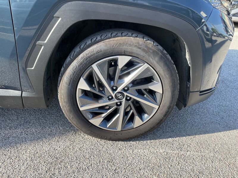 https://cdn-dk.caraffinity.it/dealer/datafiles/vehicle/images/800/967/UsHbjUSzqsZ3hwAY.jpg?opacity=0&size=20&position=TOP_RIGHT&border=8&watermark=%2Fdealer%2Fdatafiles%2Fvehicle%2Fimages%2Fwatermark%2F967%2Fc508bea0-816d-49ea-a20c-ad89ecd61836.png