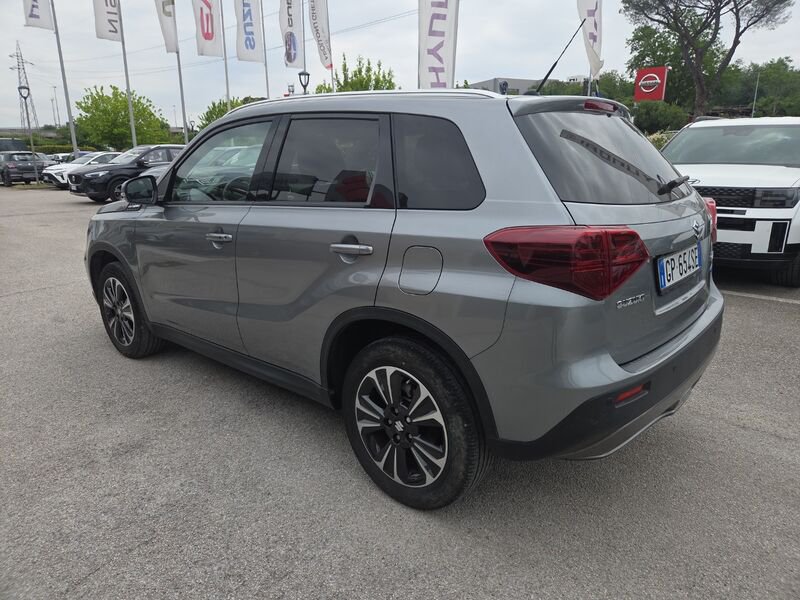 https://cdn-dk.caraffinity.it/dealer/datafiles/vehicle/images/800/967/VuaJxro7fuZ9kZj5.jpg?opacity=100&size=16&position=CENTER_RIGHT&border=8&watermark=%2Fdealer%2Fdatafiles%2Fvehicle%2Fimages%2Fwatermark%2F967%2Fc508bea0-816d-49ea-a20c-ad89ecd61836.png