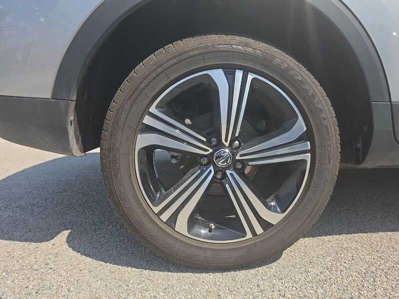 https://cdn-dk.caraffinity.it/dealer/datafiles/vehicle/images/800/967/WZf6sgbuUsXi2Zil.jpg?opacity=0&size=20&position=TOP_RIGHT&border=8&watermark=%2Fdealer%2Fdatafiles%2Fvehicle%2Fimages%2Fwatermark%2F967%2Fc508bea0-816d-49ea-a20c-ad89ecd61836.png