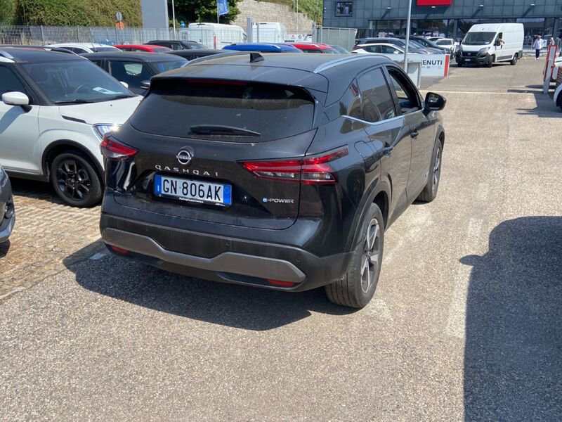 https://cdn-dk.caraffinity.it/dealer/datafiles/vehicle/images/800/967/Wd9Ne8YEqWWJW1Ll.jpg?opacity=0&size=20&position=TOP_RIGHT&border=8&watermark=%2Fdealer%2Fdatafiles%2Fvehicle%2Fimages%2Fwatermark%2F967%2Fc508bea0-816d-49ea-a20c-ad89ecd61836.png