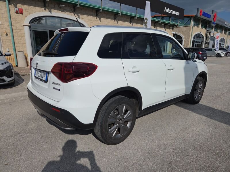 https://cdn-dk.caraffinity.it/dealer/datafiles/vehicle/images/800/967/Wh4EDIgEANqFRWSD.jpg?opacity=100&size=16&position=CENTER_RIGHT&border=8&watermark=%2Fdealer%2Fdatafiles%2Fvehicle%2Fimages%2Fwatermark%2F967%2Fc508bea0-816d-49ea-a20c-ad89ecd61836.png