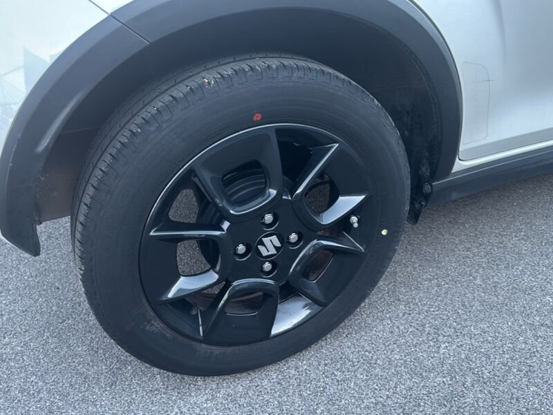 https://cdn-dk.caraffinity.it/dealer/datafiles/vehicle/images/800/967/YmNt2M4TNl7kTURS.jpg?opacity=0&size=20&position=TOP_RIGHT&border=8&watermark=%2Fdealer%2Fdatafiles%2Fvehicle%2Fimages%2Fwatermark%2F967%2Fc508bea0-816d-49ea-a20c-ad89ecd61836.png