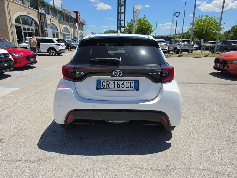https://cdn-dk.caraffinity.it/dealer/datafiles/vehicle/images/800/967/ZFL6VgLJTQD3hWKj.jpg?opacity=0&size=20&position=TOP_RIGHT&border=8&watermark=%2Fdealer%2Fdatafiles%2Fvehicle%2Fimages%2Fwatermark%2F967%2Fc508bea0-816d-49ea-a20c-ad89ecd61836.png