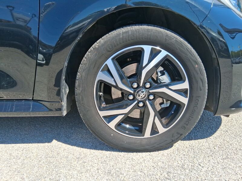 https://cdn-dk.caraffinity.it/dealer/datafiles/vehicle/images/800/967/b8Xz45IwX5PCURmx.jpg?opacity=0&size=20&position=TOP_RIGHT&border=8&watermark=%2Fdealer%2Fdatafiles%2Fvehicle%2Fimages%2Fwatermark%2F967%2Fc508bea0-816d-49ea-a20c-ad89ecd61836.png