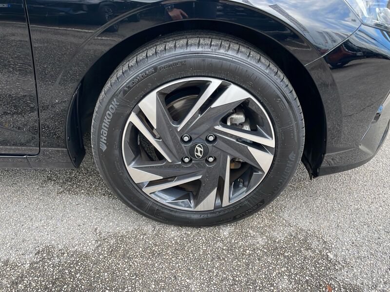 https://cdn-dk.caraffinity.it/dealer/datafiles/vehicle/images/800/967/chNA1EgvldCUTT8D.jpg?opacity=0&size=20&position=TOP_RIGHT&border=8&watermark=%2Fdealer%2Fdatafiles%2Fvehicle%2Fimages%2Fwatermark%2F967%2Fc508bea0-816d-49ea-a20c-ad89ecd61836.png