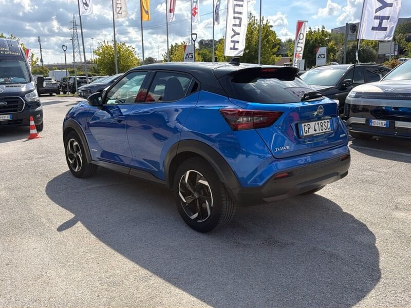 https://cdn-dk.caraffinity.it/dealer/datafiles/vehicle/images/800/967/dguWZbrGpmBmA9RV.jpg?opacity=0&size=20&position=TOP_RIGHT&border=8&watermark=%2Fdealer%2Fdatafiles%2Fvehicle%2Fimages%2Fwatermark%2F967%2Fc508bea0-816d-49ea-a20c-ad89ecd61836.png
