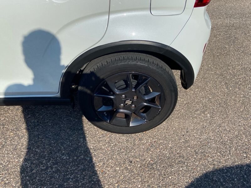 https://cdn-dk.caraffinity.it/dealer/datafiles/vehicle/images/800/967/f50UHl62xT6t4fyO.jpg?opacity=0&size=20&position=TOP_RIGHT&border=8&watermark=%2Fdealer%2Fdatafiles%2Fvehicle%2Fimages%2Fwatermark%2F967%2Fc508bea0-816d-49ea-a20c-ad89ecd61836.png