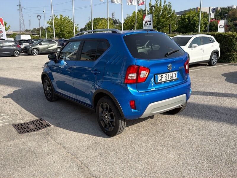 https://cdn-dk.caraffinity.it/dealer/datafiles/vehicle/images/800/967/fcPw6YljijugpdB1.jpg?opacity=0&size=20&position=TOP_RIGHT&border=8&watermark=%2Fdealer%2Fdatafiles%2Fvehicle%2Fimages%2Fwatermark%2F967%2Fc508bea0-816d-49ea-a20c-ad89ecd61836.png
