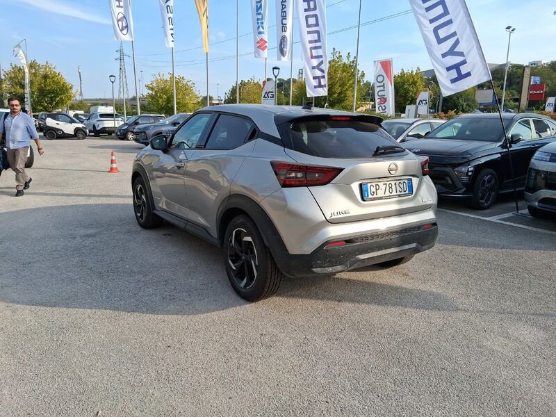 https://cdn-dk.caraffinity.it/dealer/datafiles/vehicle/images/800/967/h7h4LDJyUuupLRbi.jpg?opacity=0&size=20&position=TOP_RIGHT&border=8&watermark=%2Fdealer%2Fdatafiles%2Fvehicle%2Fimages%2Fwatermark%2F967%2Fc508bea0-816d-49ea-a20c-ad89ecd61836.png