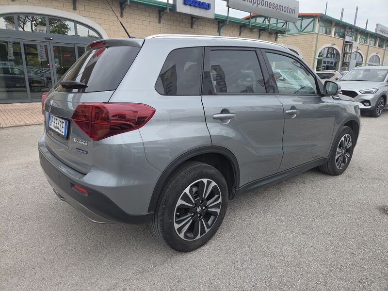 https://cdn-dk.caraffinity.it/dealer/datafiles/vehicle/images/800/967/hDeRVIR2gb3cU0hc.jpg?opacity=100&size=16&position=CENTER_RIGHT&border=8&watermark=%2Fdealer%2Fdatafiles%2Fvehicle%2Fimages%2Fwatermark%2F967%2Fc508bea0-816d-49ea-a20c-ad89ecd61836.png