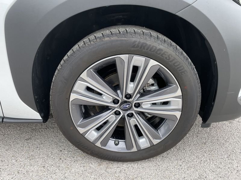 https://cdn-dk.caraffinity.it/dealer/datafiles/vehicle/images/800/967/hE0fkwo7OmtIIls2.JPG?opacity=0&size=20&position=TOP_RIGHT&border=8&watermark=%2Fdealer%2Fdatafiles%2Fvehicle%2Fimages%2Fwatermark%2F967%2Fc508bea0-816d-49ea-a20c-ad89ecd61836.png