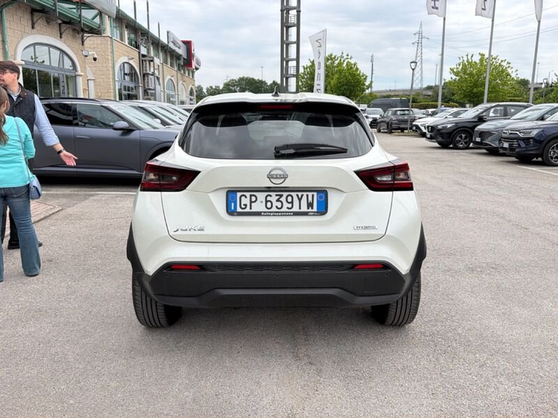 https://cdn-dk.caraffinity.it/dealer/datafiles/vehicle/images/800/967/iZLs5yX2LQCWknO8.jpg?opacity=0&size=20&position=TOP_RIGHT&border=8&watermark=%2Fdealer%2Fdatafiles%2Fvehicle%2Fimages%2Fwatermark%2F967%2Fc508bea0-816d-49ea-a20c-ad89ecd61836.png