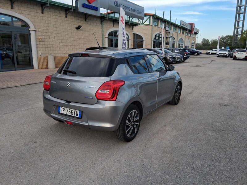 https://cdn-dk.caraffinity.it/dealer/datafiles/vehicle/images/800/967/inOqJzYmHKKxNQbL.jpg?opacity=0&size=20&position=TOP_RIGHT&border=8&watermark=%2Fdealer%2Fdatafiles%2Fvehicle%2Fimages%2Fwatermark%2F967%2Fc508bea0-816d-49ea-a20c-ad89ecd61836.png