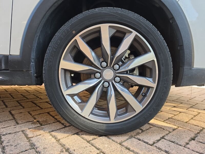 https://cdn-dk.caraffinity.it/dealer/datafiles/vehicle/images/800/967/kvbuUDqNZmE4mV6D.jpg?opacity=0&size=20&position=TOP_RIGHT&border=8&watermark=%2Fdealer%2Fdatafiles%2Fvehicle%2Fimages%2Fwatermark%2F967%2Fc508bea0-816d-49ea-a20c-ad89ecd61836.png