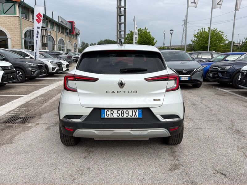 https://cdn-dk.caraffinity.it/dealer/datafiles/vehicle/images/800/967/mbpxdcUI5efPpO07.jpg?opacity=0&size=20&position=TOP_RIGHT&border=8&watermark=%2Fdealer%2Fdatafiles%2Fvehicle%2Fimages%2Fwatermark%2F967%2Fc508bea0-816d-49ea-a20c-ad89ecd61836.png