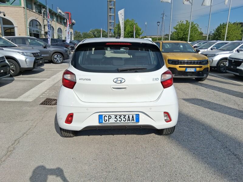 https://cdn-dk.caraffinity.it/dealer/datafiles/vehicle/images/800/967/mfl98v57YzC6xxht.jpg?opacity=0&size=20&position=TOP_RIGHT&border=8&watermark=%2Fdealer%2Fdatafiles%2Fvehicle%2Fimages%2Fwatermark%2F967%2Fc508bea0-816d-49ea-a20c-ad89ecd61836.png