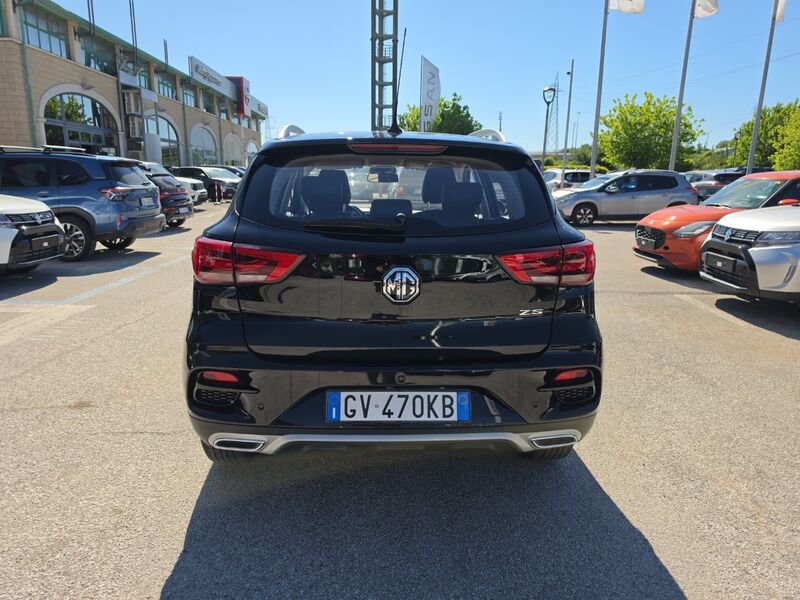 https://cdn-dk.caraffinity.it/dealer/datafiles/vehicle/images/800/967/muiGTul1ihCGvTPk.jpg?opacity=0&size=20&position=TOP_RIGHT&border=8&watermark=%2Fdealer%2Fdatafiles%2Fvehicle%2Fimages%2Fwatermark%2F967%2Fc508bea0-816d-49ea-a20c-ad89ecd61836.png
