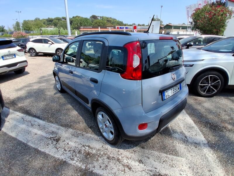 https://cdn-dk.caraffinity.it/dealer/datafiles/vehicle/images/800/967/n9dlyGTXzzJlrdbR.jpg?opacity=0&size=20&position=TOP_RIGHT&border=8&watermark=%2Fdealer%2Fdatafiles%2Fvehicle%2Fimages%2Fwatermark%2F967%2Fc508bea0-816d-49ea-a20c-ad89ecd61836.png