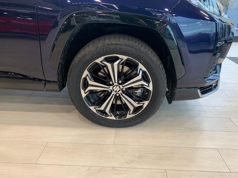 https://cdn-dk.caraffinity.it/dealer/datafiles/vehicle/images/800/967/noawRdycdJrEH9RA.jpeg?opacity=100&size=16&position=CENTER_RIGHT&border=8&watermark=%2Fdealer%2Fdatafiles%2Fvehicle%2Fimages%2Fwatermark%2F967%2Fc508bea0-816d-49ea-a20c-ad89ecd61836.png