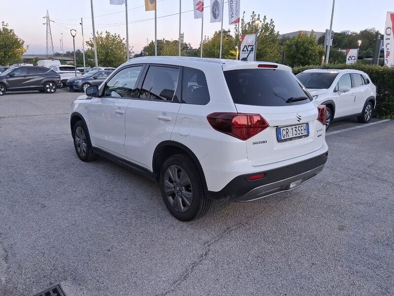 https://cdn-dk.caraffinity.it/dealer/datafiles/vehicle/images/800/967/o2mGsL0yik6irxGR.jpg?opacity=0&size=20&position=TOP_RIGHT&border=8&watermark=%2Fdealer%2Fdatafiles%2Fvehicle%2Fimages%2Fwatermark%2F967%2Fc508bea0-816d-49ea-a20c-ad89ecd61836.png