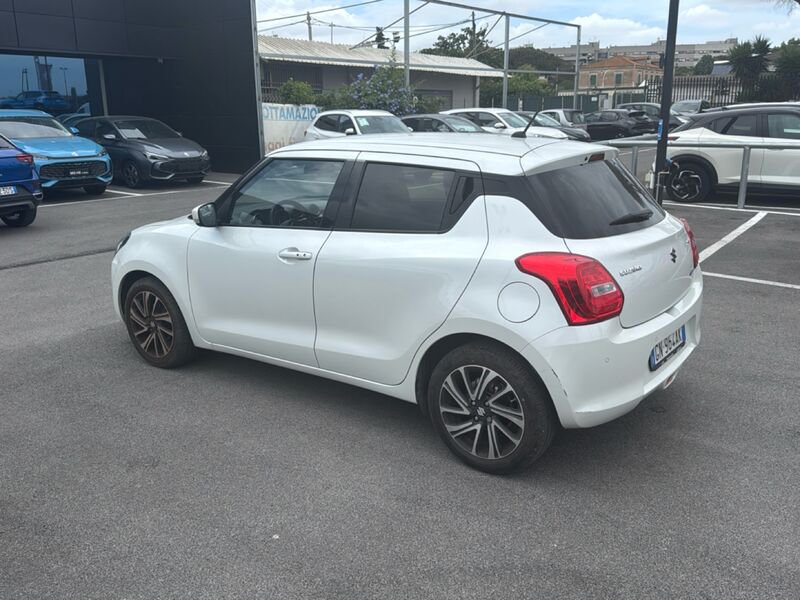 https://cdn-dk.caraffinity.it/dealer/datafiles/vehicle/images/800/967/o48SLi1UxWyIgCwn.jpg?opacity=0&size=20&position=TOP_RIGHT&border=8&watermark=%2Fdealer%2Fdatafiles%2Fvehicle%2Fimages%2Fwatermark%2F967%2Fc508bea0-816d-49ea-a20c-ad89ecd61836.png