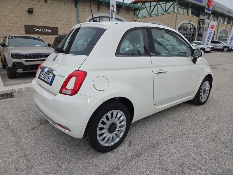 https://cdn-dk.caraffinity.it/dealer/datafiles/vehicle/images/800/967/oy8BYlvtnhzKEn2t.jpg?opacity=0&size=20&position=TOP_RIGHT&border=8&watermark=%2Fdealer%2Fdatafiles%2Fvehicle%2Fimages%2Fwatermark%2F967%2Fc508bea0-816d-49ea-a20c-ad89ecd61836.png