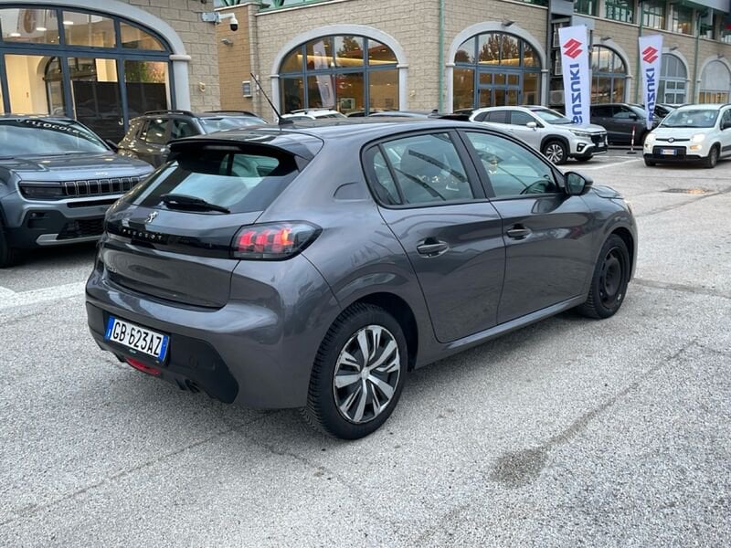 https://cdn-dk.caraffinity.it/dealer/datafiles/vehicle/images/800/967/q2RZc9245IysIgIM.jpg?opacity=100&size=16&position=CENTER_RIGHT&border=8&watermark=%2Fdealer%2Fdatafiles%2Fvehicle%2Fimages%2Fwatermark%2F967%2Fc508bea0-816d-49ea-a20c-ad89ecd61836.png