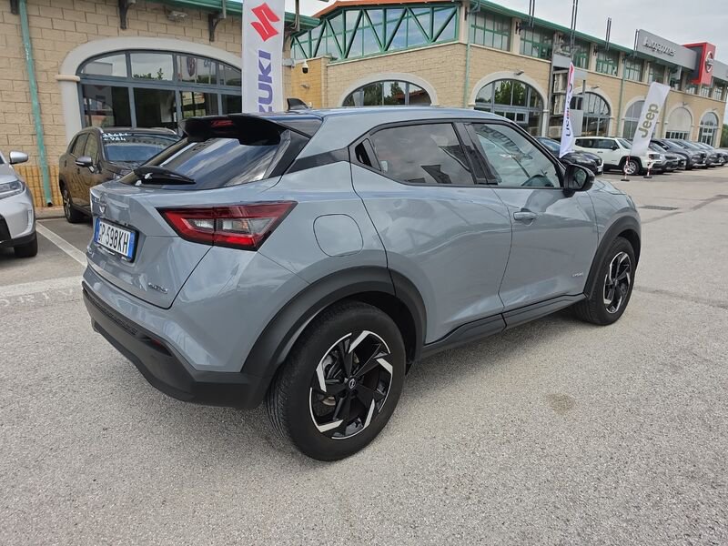 https://cdn-dk.caraffinity.it/dealer/datafiles/vehicle/images/800/967/qZwP8ku7EaLSiL9y.jpg?opacity=0&size=20&position=TOP_RIGHT&border=8&watermark=%2Fdealer%2Fdatafiles%2Fvehicle%2Fimages%2Fwatermark%2F967%2Fc508bea0-816d-49ea-a20c-ad89ecd61836.png