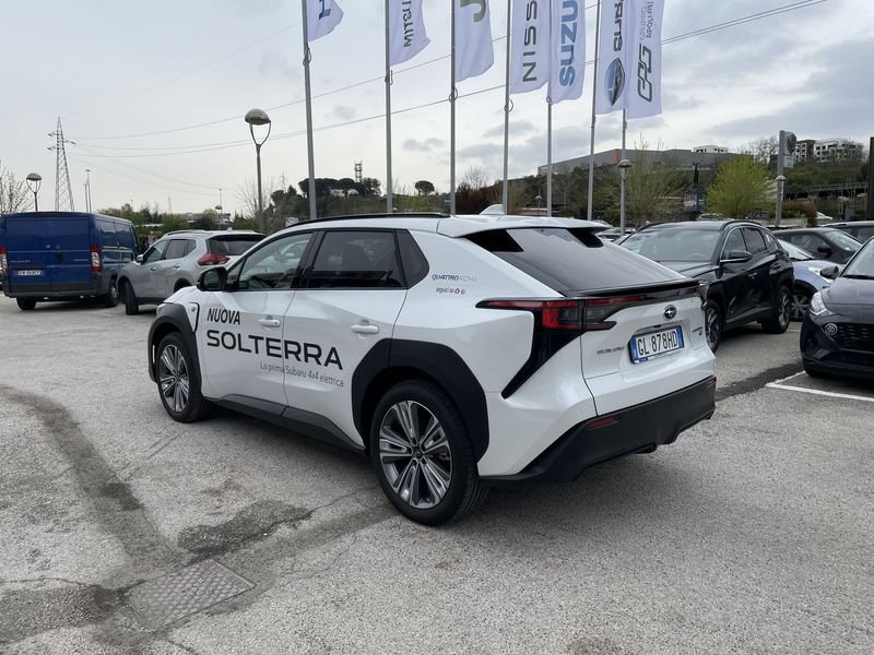 https://cdn-dk.caraffinity.it/dealer/datafiles/vehicle/images/800/967/qt1Uv43LpyqwubLg.JPG?opacity=0&size=20&position=TOP_RIGHT&border=8&watermark=%2Fdealer%2Fdatafiles%2Fvehicle%2Fimages%2Fwatermark%2F967%2Fc508bea0-816d-49ea-a20c-ad89ecd61836.png