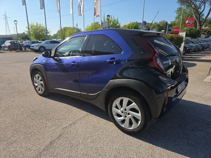 https://cdn-dk.caraffinity.it/dealer/datafiles/vehicle/images/800/967/rNTkVo5XiDNy17pG.jpg?opacity=100&size=16&position=CENTER_RIGHT&border=8&watermark=%2Fdealer%2Fdatafiles%2Fvehicle%2Fimages%2Fwatermark%2F967%2Fc508bea0-816d-49ea-a20c-ad89ecd61836.png