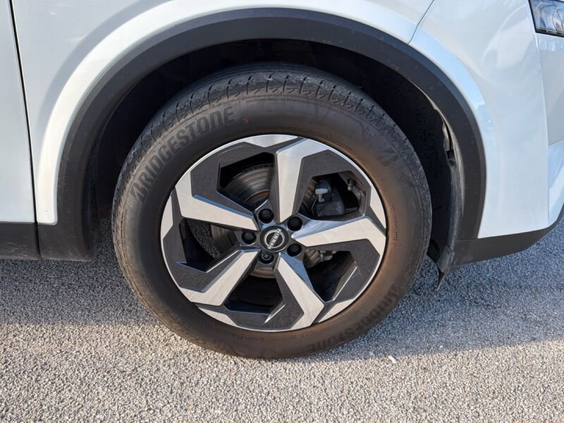 https://cdn-dk.caraffinity.it/dealer/datafiles/vehicle/images/800/967/rxch70zX7kaFv5kw.jpg?opacity=0&size=20&position=TOP_RIGHT&border=8&watermark=%2Fdealer%2Fdatafiles%2Fvehicle%2Fimages%2Fwatermark%2F967%2Fc508bea0-816d-49ea-a20c-ad89ecd61836.png