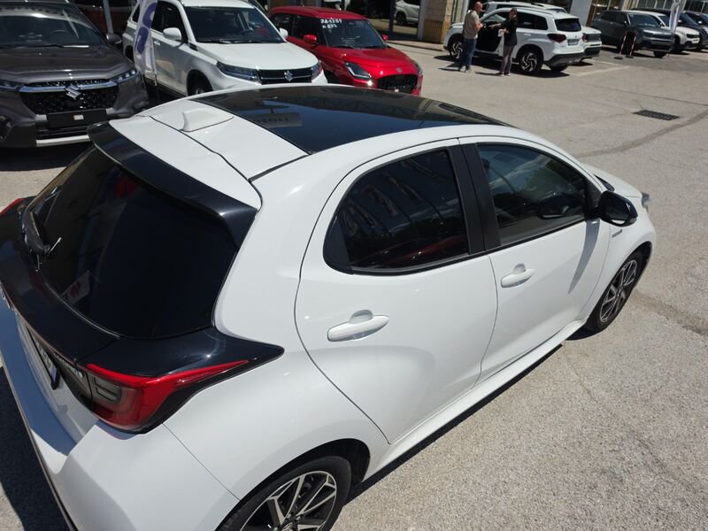 https://cdn-dk.caraffinity.it/dealer/datafiles/vehicle/images/800/967/sbotT6q0PVVkIWuL.jpg?opacity=0&size=20&position=TOP_RIGHT&border=8&watermark=%2Fdealer%2Fdatafiles%2Fvehicle%2Fimages%2Fwatermark%2F967%2Fc508bea0-816d-49ea-a20c-ad89ecd61836.png