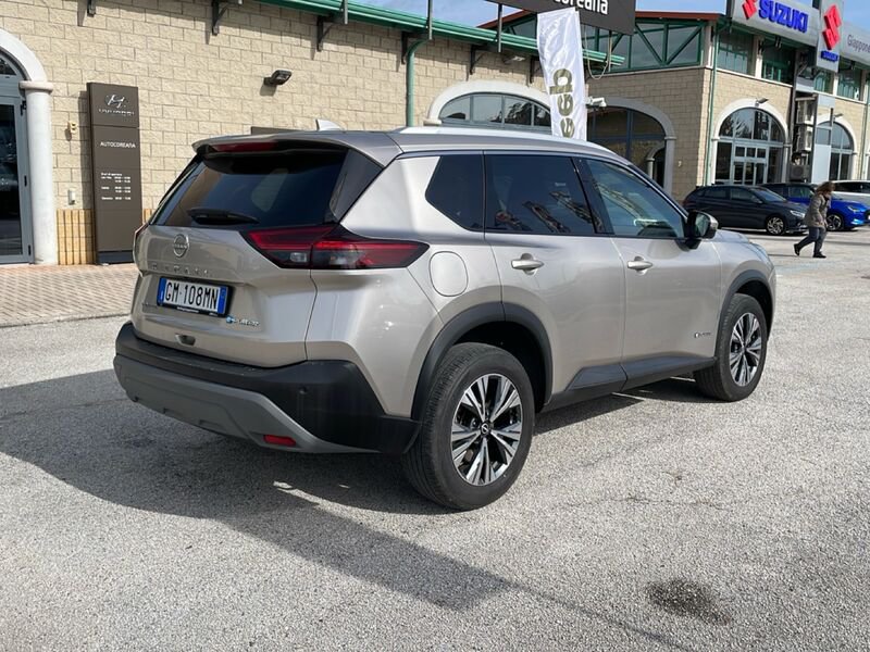 https://cdn-dk.caraffinity.it/dealer/datafiles/vehicle/images/800/967/smKQIPToG11vVs0k.jpg?opacity=0&size=20&position=TOP_RIGHT&border=8&watermark=%2Fdealer%2Fdatafiles%2Fvehicle%2Fimages%2Fwatermark%2F967%2Fc508bea0-816d-49ea-a20c-ad89ecd61836.png
