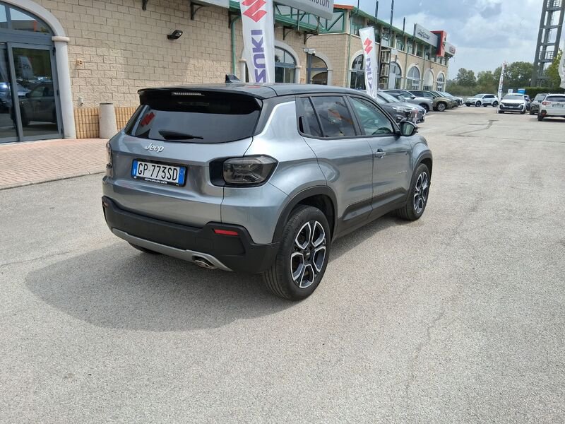 https://cdn-dk.caraffinity.it/dealer/datafiles/vehicle/images/800/967/tMCH7cCUrUClhE0o.jpg?opacity=0&size=20&position=TOP_RIGHT&border=8&watermark=%2Fdealer%2Fdatafiles%2Fvehicle%2Fimages%2Fwatermark%2F967%2Fc508bea0-816d-49ea-a20c-ad89ecd61836.png