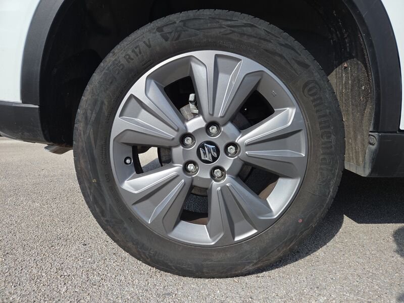 https://cdn-dk.caraffinity.it/dealer/datafiles/vehicle/images/800/967/vFAgUv1pNL1xkmvu.jpg?opacity=100&size=16&position=CENTER_RIGHT&border=8&watermark=%2Fdealer%2Fdatafiles%2Fvehicle%2Fimages%2Fwatermark%2F967%2Fc508bea0-816d-49ea-a20c-ad89ecd61836.png