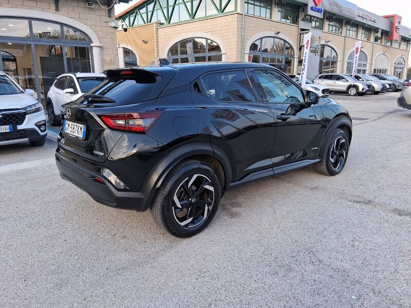 https://cdn-dk.caraffinity.it/dealer/datafiles/vehicle/images/800/967/xR2KGNxMKWMHpHpF.jpg?opacity=0&size=20&position=TOP_RIGHT&border=8&watermark=%2Fdealer%2Fdatafiles%2Fvehicle%2Fimages%2Fwatermark%2F967%2Fc508bea0-816d-49ea-a20c-ad89ecd61836.png