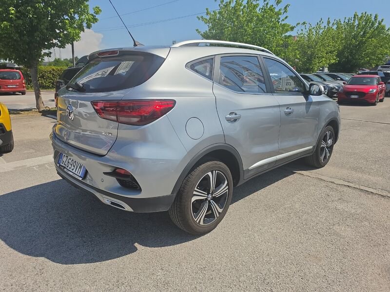https://cdn-dk.caraffinity.it/dealer/datafiles/vehicle/images/800/967/yndcsW9mcG3NNJFT.jpg?opacity=0&size=20&position=TOP_RIGHT&border=8&watermark=%2Fdealer%2Fdatafiles%2Fvehicle%2Fimages%2Fwatermark%2F967%2Fc508bea0-816d-49ea-a20c-ad89ecd61836.png
